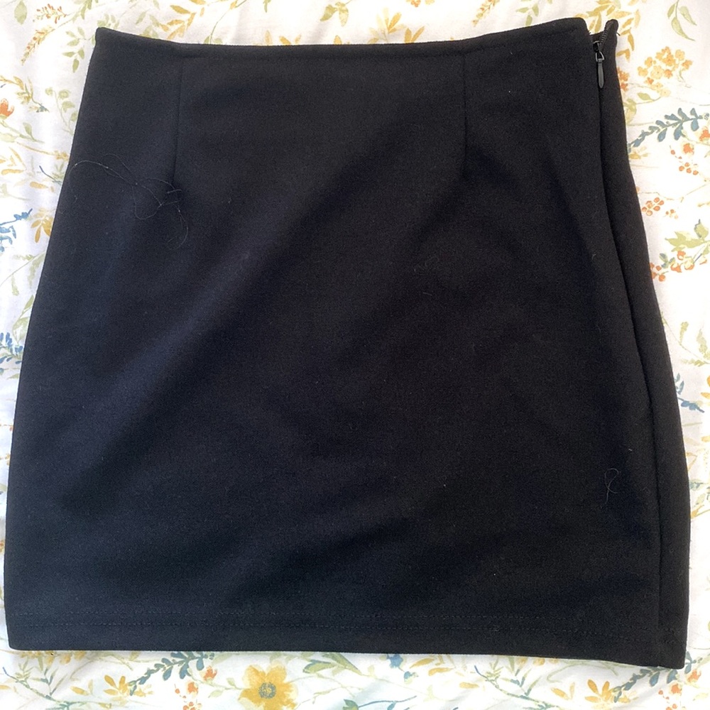 YESSTYLE BLACK PENCIL SKIRT